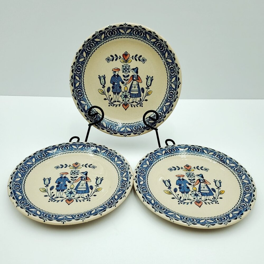 Johnson Brothers Hearts & Flowers Bread & Butter Plates Old Granite Side Plates